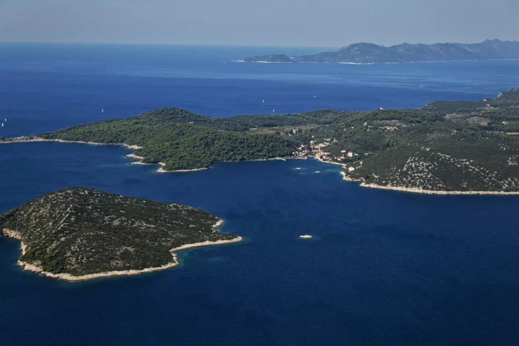 Luftaufnahme der Elaphiti-Inseln in der Nähe von Dubrovnik