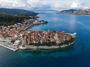 Discover history in every corner