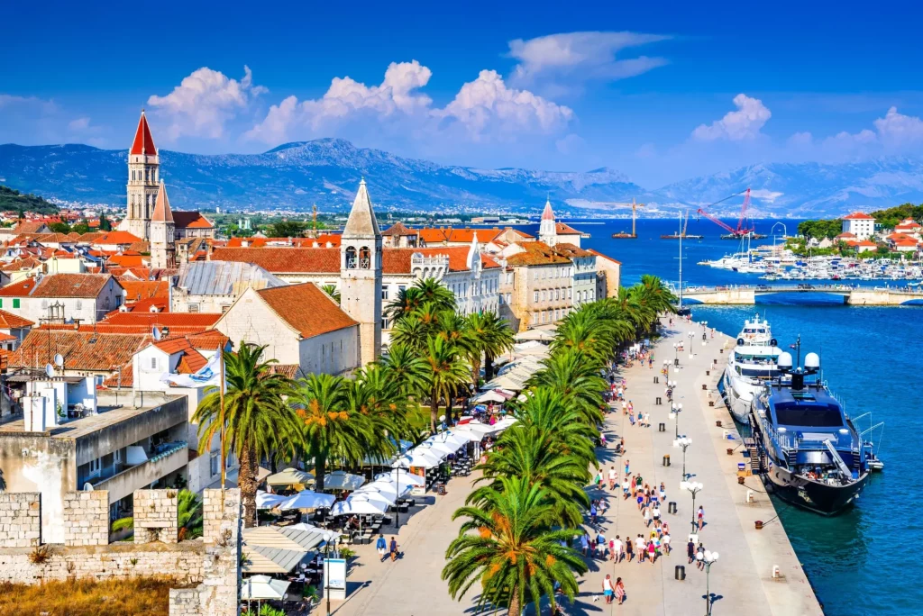 Absorb the ambiance in historic coastal towns